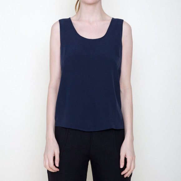 7115 by Szeki Signature Sandwashed Silk Tank in Navy - Picture 4 of 12